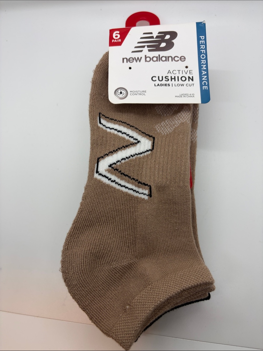 NWT New Balance Low Cut Active Cushion Socks - Tan with White logo (4 Pair)